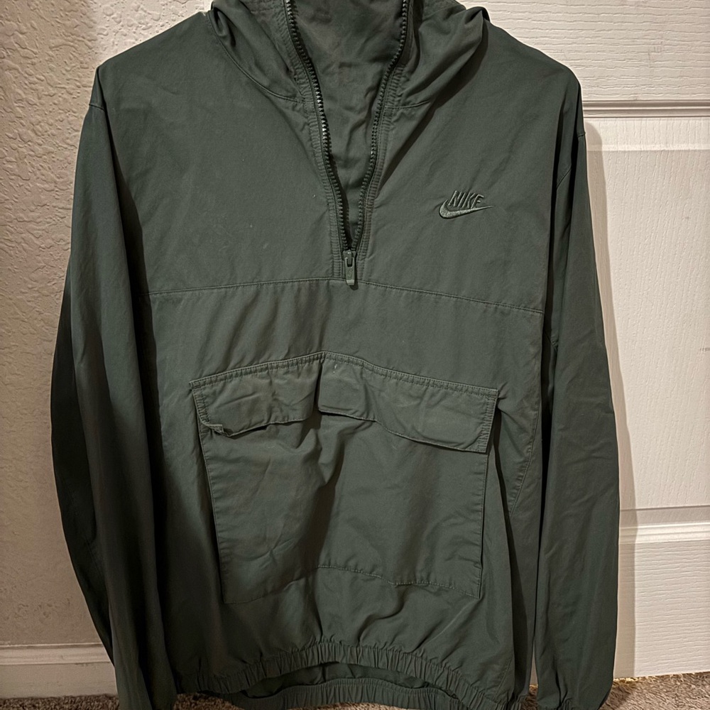 Nike Men's Olive Windbreaker Jacket